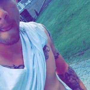 Meet your Posher, Damon